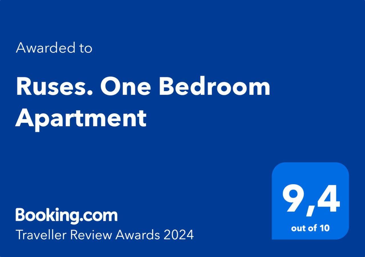 Ruses. One Bedroom Apartment Riga Exterior foto